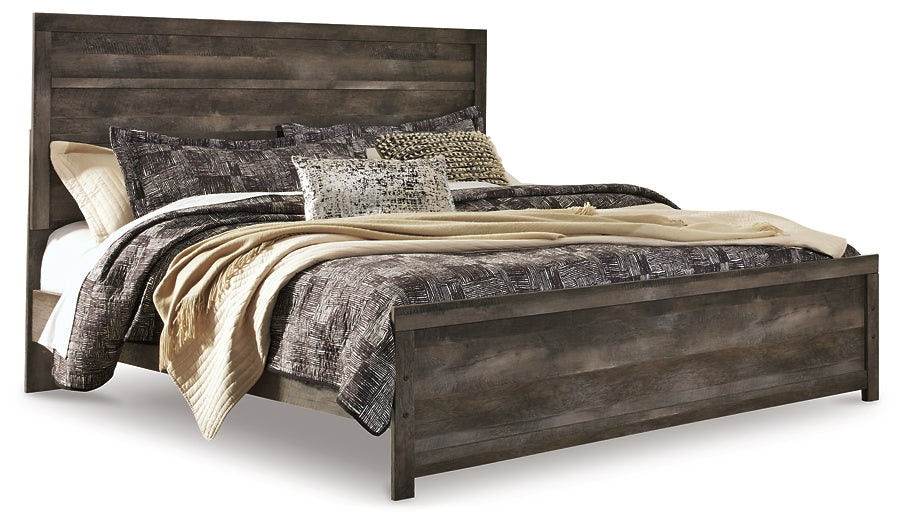 Wynnlow Panel Bed