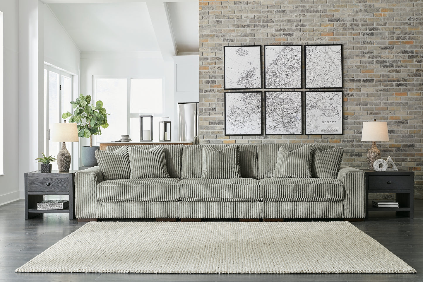 Lindyn 3-Piece Sectional Sofa