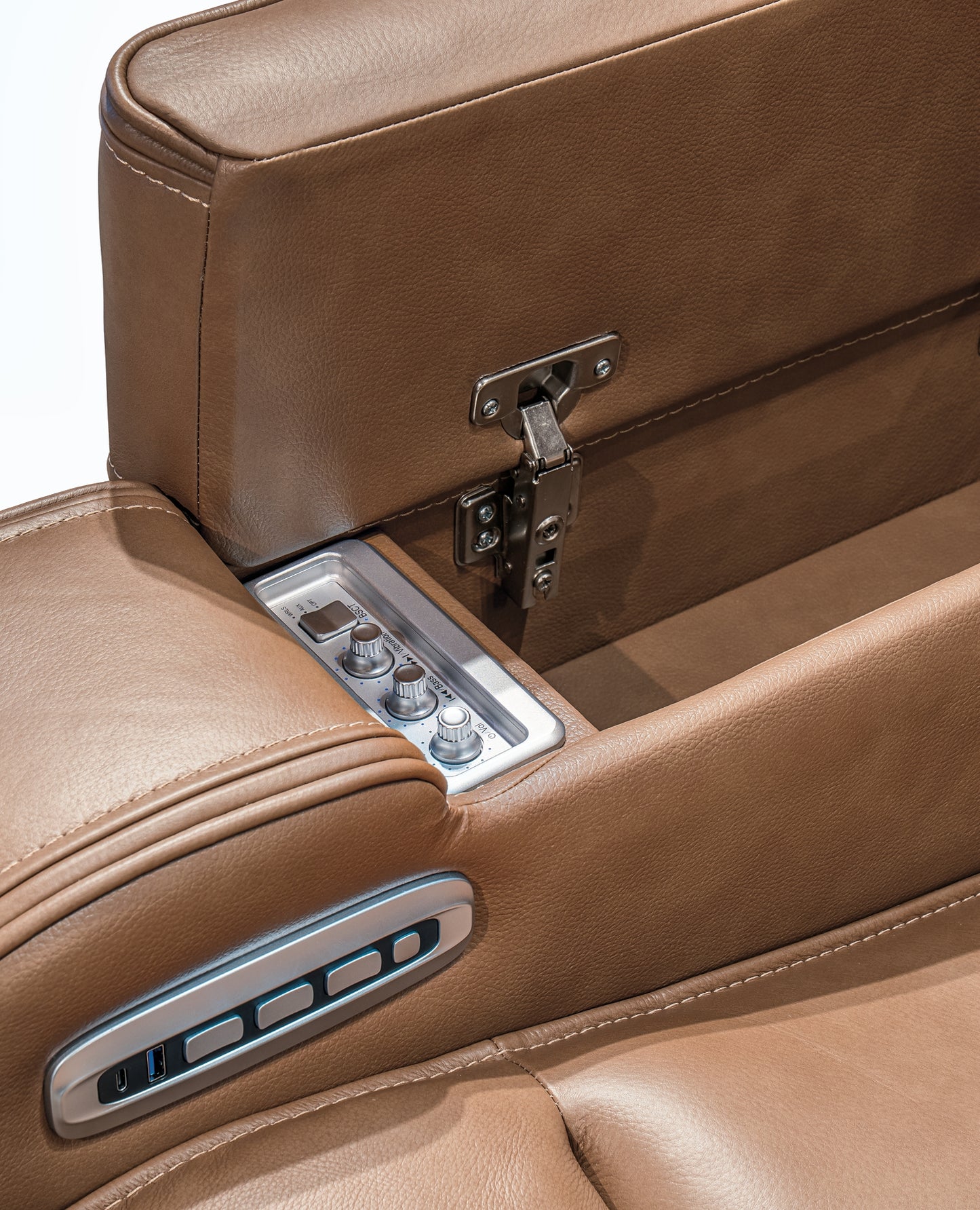 Knightington PWR REC Sofa w/Audio Seating