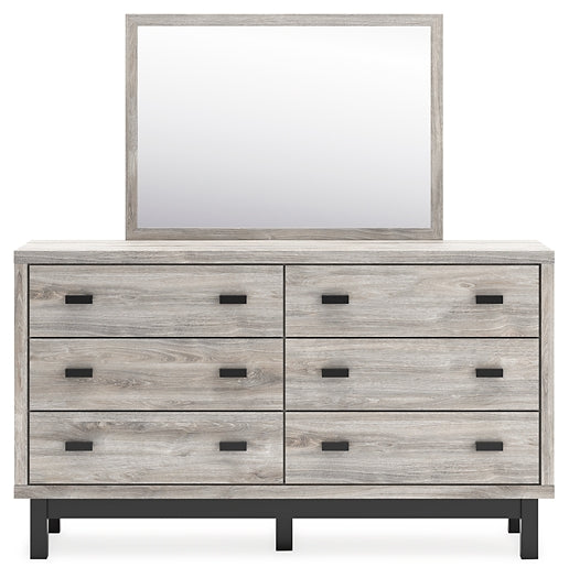 Vessalli King Panel Bed with Mirrored Dresser and Chest